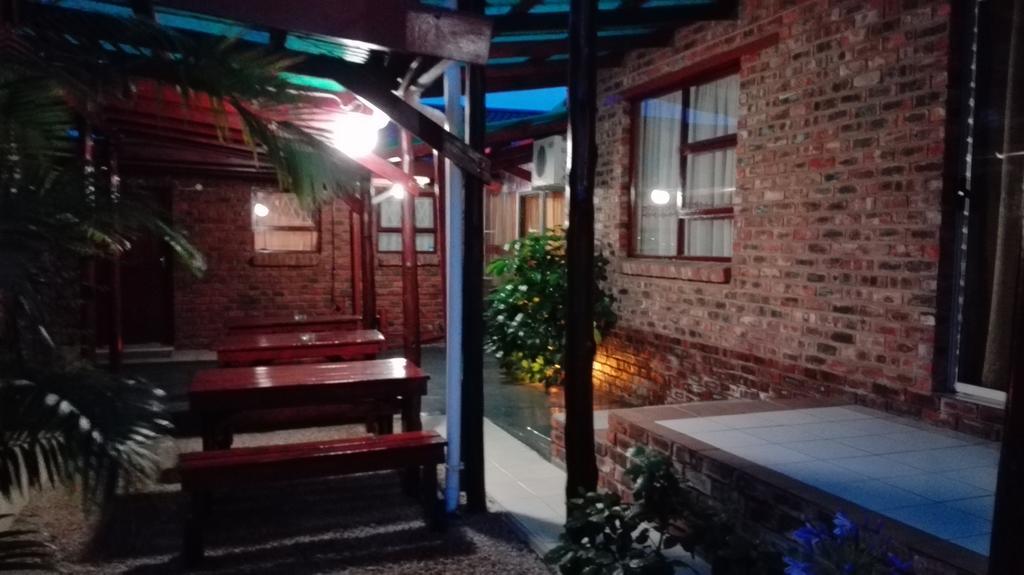 Rainbow Guest House And Tours Uitenhage المظهر الخارجي الصورة